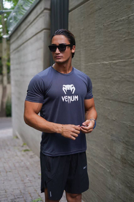 تیشرت ورزشی مردانه طرح سوزنی تنفسی venum