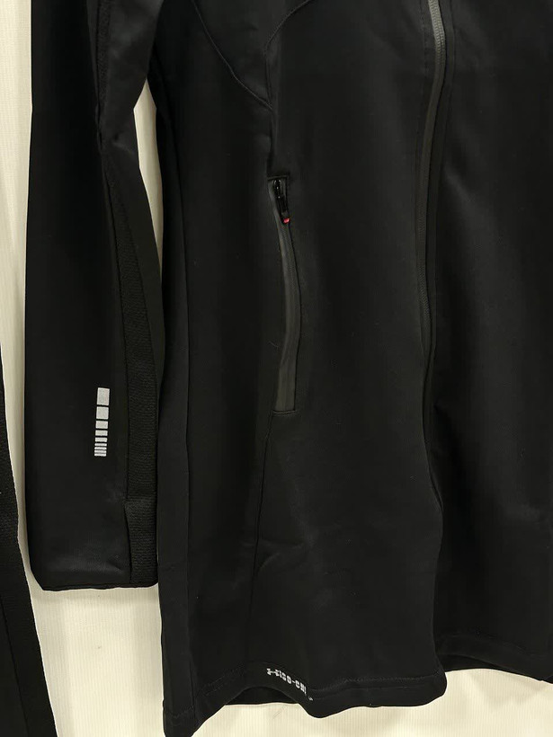 مانتو شلوار ورزشی زنانه برند آندرآرمور پارچه غواصی گرم بالا