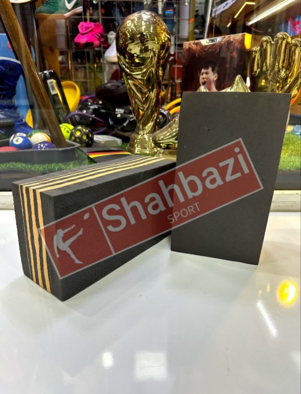 آجریوگا وسط رنگی فشرده عددی
