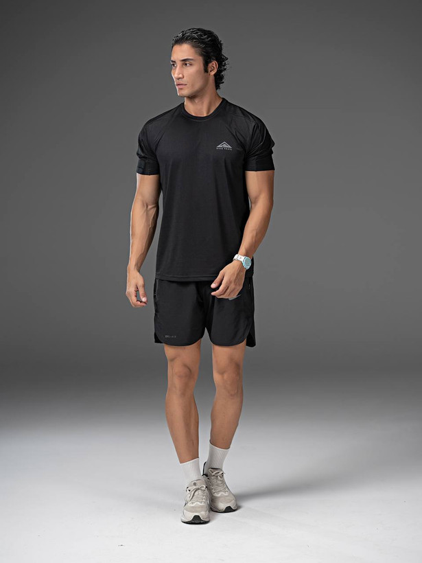 تیشرت ورزشی مردانه اسپرت nike trail پارچه تنفسی کشی در دو رنگ