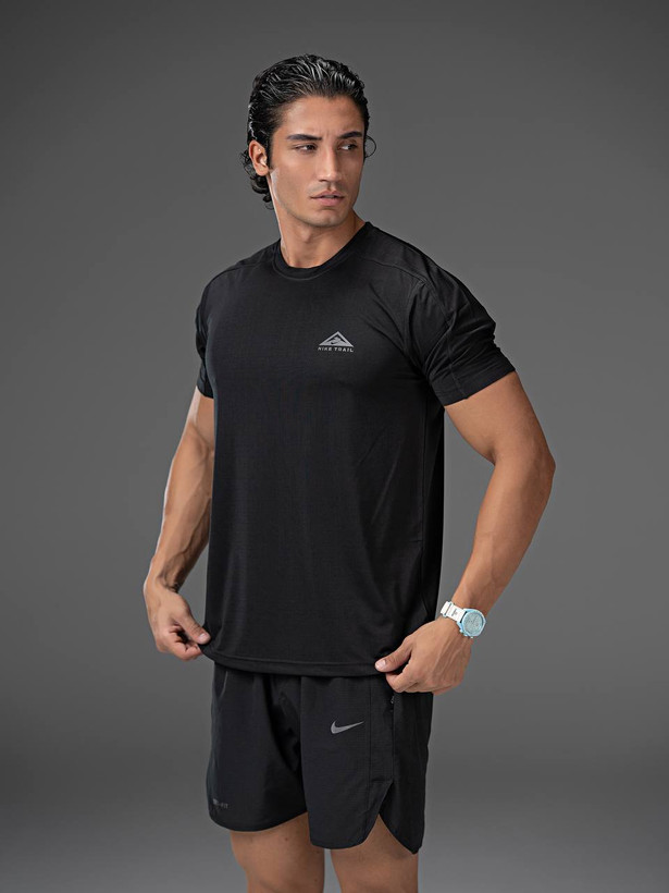 تیشرت ورزشی مردانه اسپرت nike trail پارچه تنفسی کشی در دو رنگ